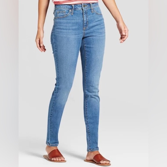 Universal Thread Jeans Women's High-Rise Skinny Jeans Blue 2 Short - Picture 2 of 5